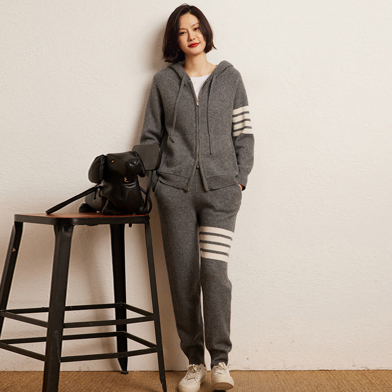 Cashmere Women's Casual Sweater Pants Suit